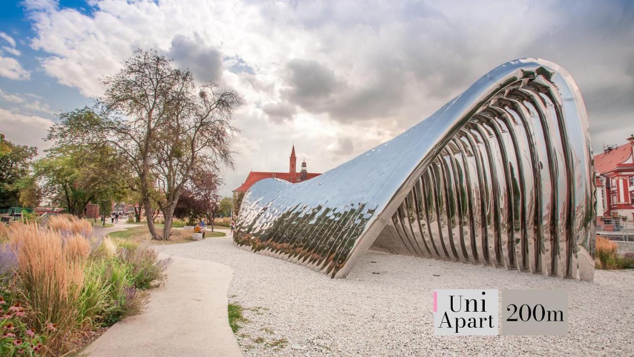 Uniapart Wrocław Extérieur photo